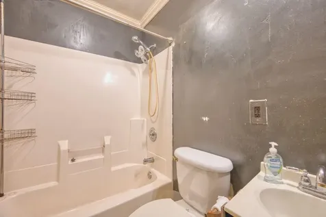 27 Cuyuna Drive Virginia MN 55792-0000