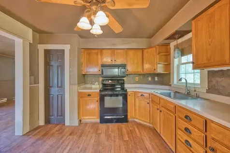 27 Cuyuna Drive Virginia MN 55792-0000