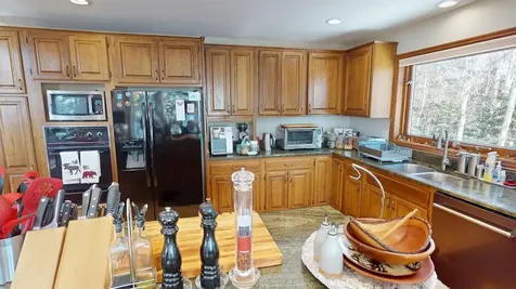 94 Stonegate Road Hovland MN 55606