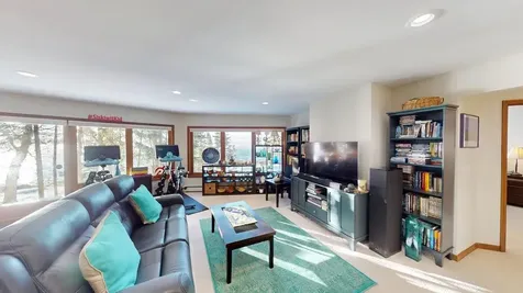 94 Stonegate Road Hovland MN 55606