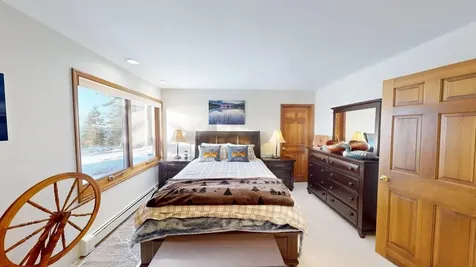 94 Stonegate Road Hovland MN 55606