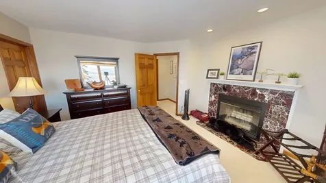 94 Stonegate Road Hovland MN 55606