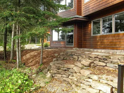 94 Stonegate Road Hovland MN 55606