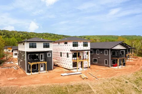 8408 Potters Place Duluth MN 55807