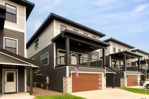 8408 Potters Place Duluth MN 55807