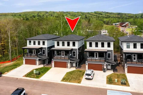 8408 Potters Place Duluth MN 55807