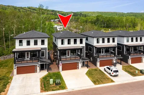 8408 Potters Place Duluth MN 55807