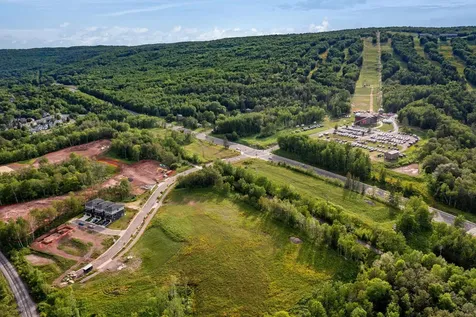 8408 Potters Place Duluth MN 55807