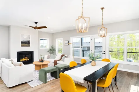 8408 Potters Place Duluth MN 55807