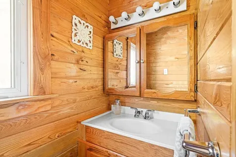 45 E Highway 61 Esko MN 55733