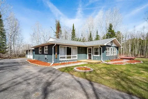 3863 E Karky Road Superior WI 54880