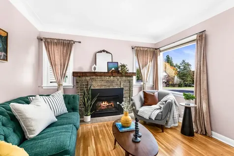 4225 Gladstone Street Duluth MN 55804