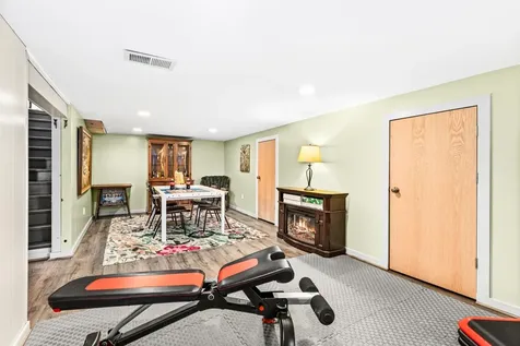 4225 Gladstone Street Duluth MN 55804