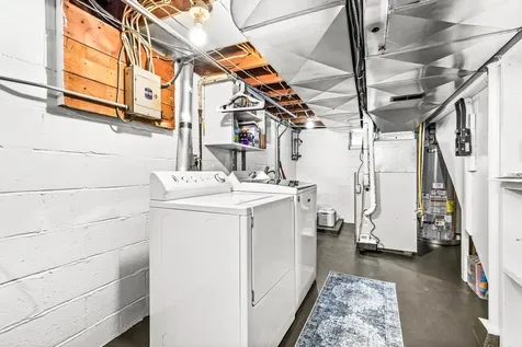 4225 Gladstone Street Duluth MN 55804