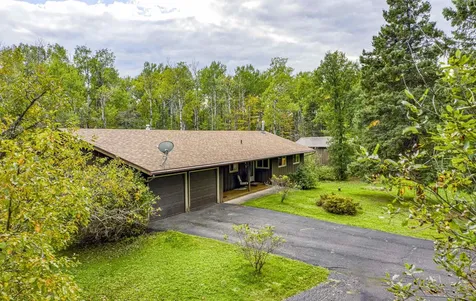 1954 Lismore Road Duluth MN 55804