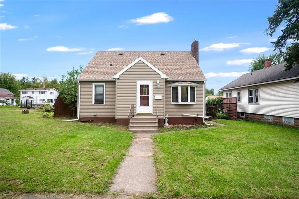 322 N 80th Avenue W Duluth MN 55807