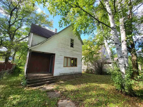 111 Carrie Avenue Eveleth MN 55734