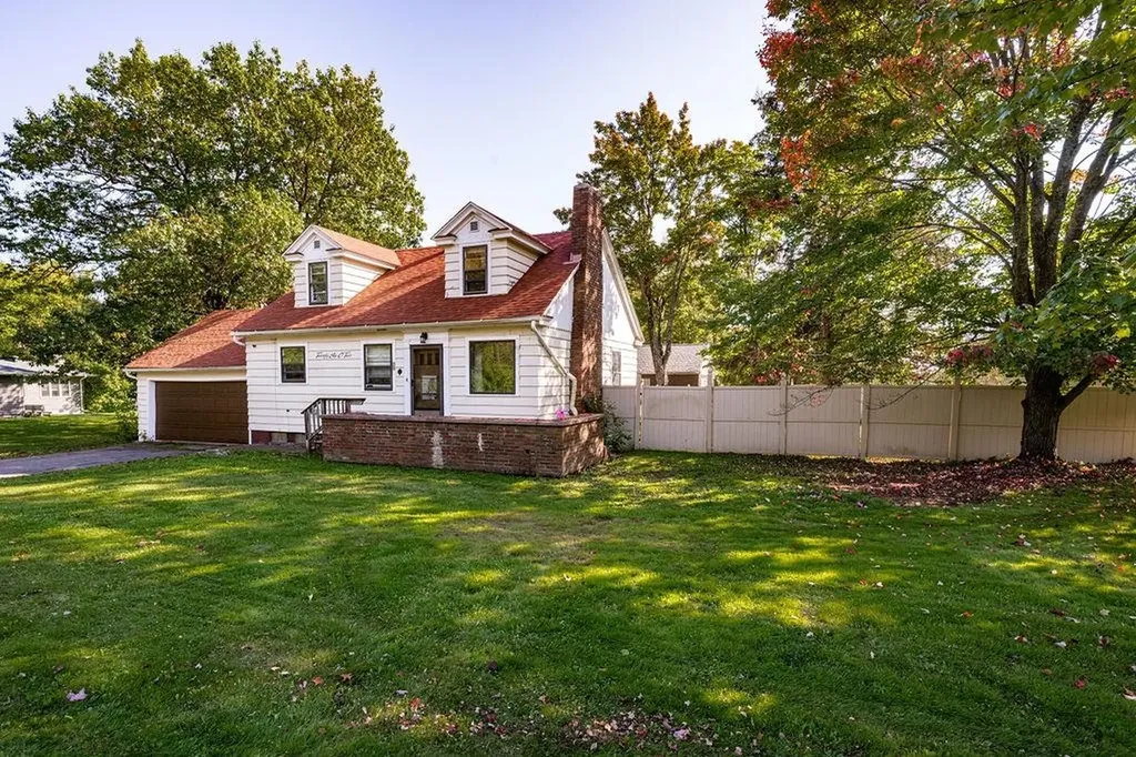 2602 Sahlman Avenue Cloquet MN 55720