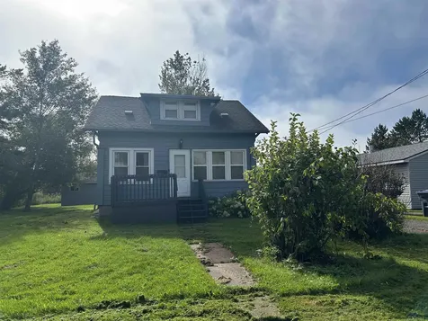 3912 E 5th Street Superior WI 54880
