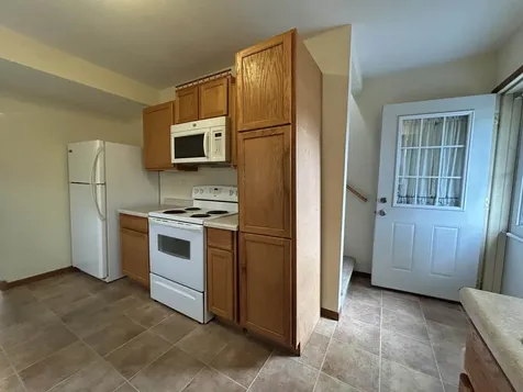 3912 E 5th Street Superior WI 54880