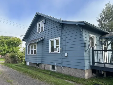 3912 E 5th Street Superior WI 54880