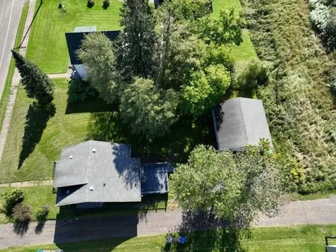 3912 E 5th Street Superior WI 54880