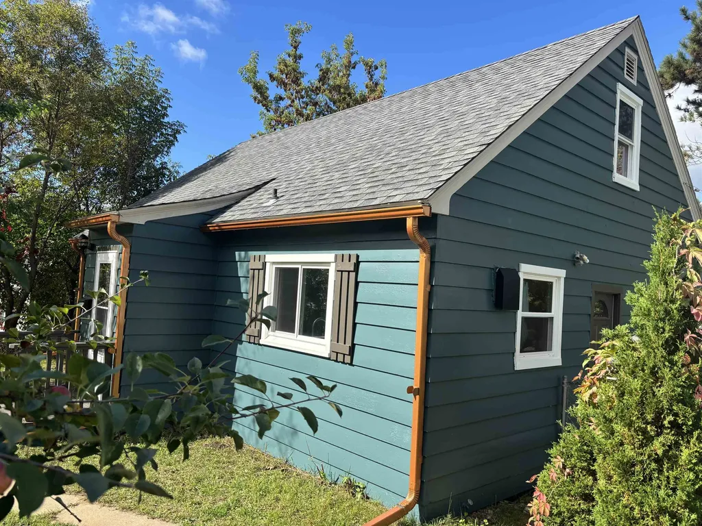 137 E Boundary Street Ely MN 55731