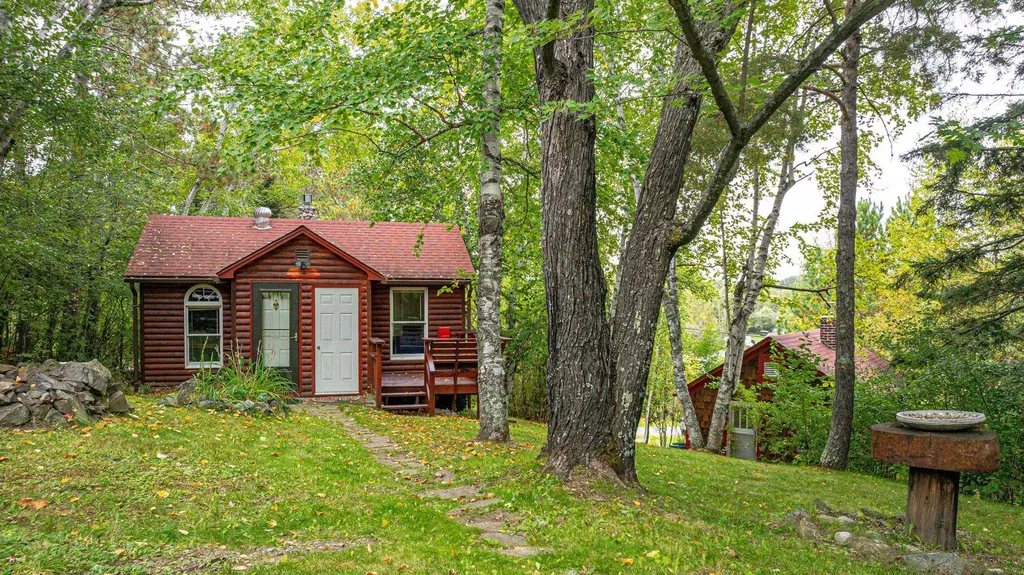 52 W Chandler Road Ely MN 55731