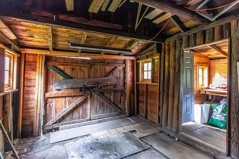 52 W Chandler Road Ely MN 55731