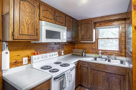 52 W Chandler Road Ely MN 55731