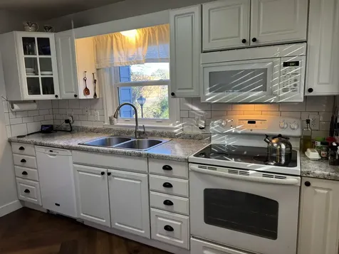 110 E Chisholm Street Duluth MN 55803