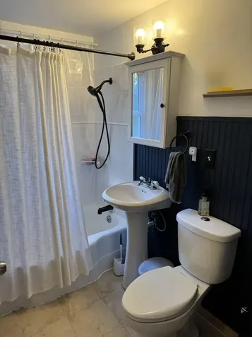 110 E Chisholm Street Duluth MN 55803