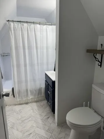 110 E Chisholm Street Duluth MN 55803