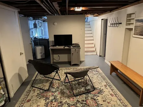 110 E Chisholm Street Duluth MN 55803