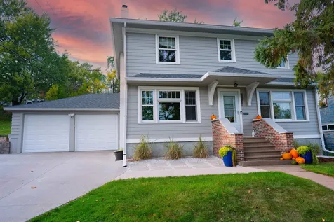 2701 E 2nd Street Duluth MN 55812