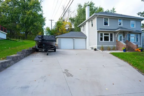 2701 E 2nd Street Duluth MN 55812