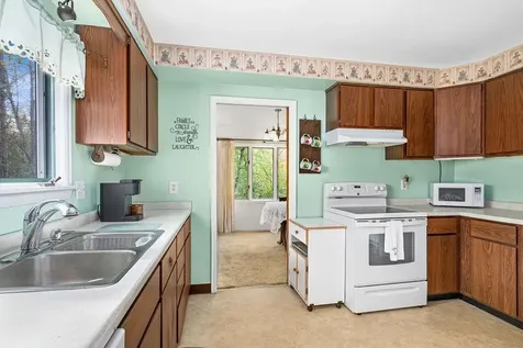 206 E Gilead Street Duluth MN 55811