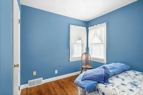 206 E Gilead Street Duluth MN 55811