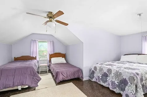 206 E Gilead Street Duluth MN 55811