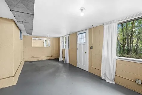 206 E Gilead Street Duluth MN 55811