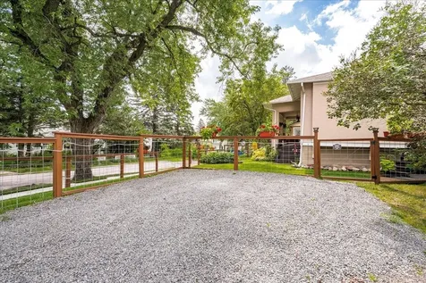 1417 E 10th Street Duluth MN 55805