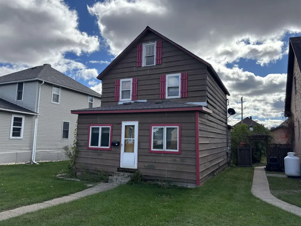 738 E Camp Street Ely MN 55731