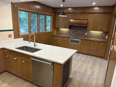 6 Minneapolis Avenue Duluth MN 55803