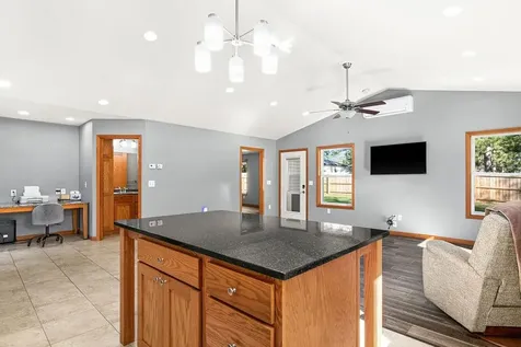 738 Hawthorne Street Cloquet MN 55720