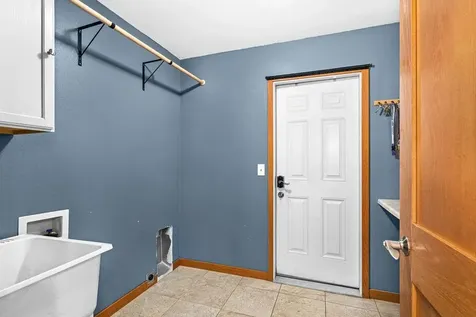 738 Hawthorne Street Cloquet MN 55720