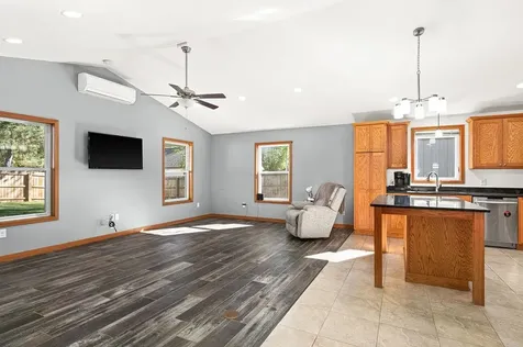 738 Hawthorne Street Cloquet MN 55720