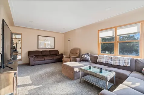 9501 Seaver Avenue Duluth MN 55808-1333