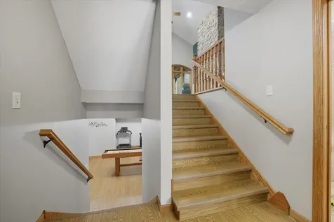 2230 Amanisoti Drive Carlton MN 55718