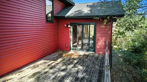 2230 Amanisoti Drive Carlton MN 55718