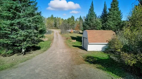 2230 Amanisoti Drive Carlton MN 55718